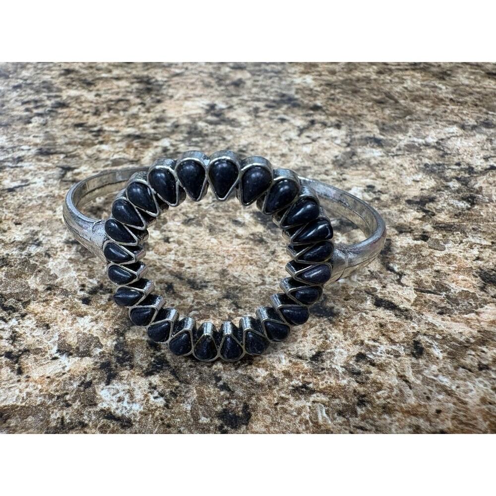 Southwestern Style Black Onyx Raindrop Cluster Cuff Bracelet Silver Tone